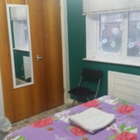 Spacious Double Room Located Within Walking Distance To Seaside And Town Dover Kültér fotó