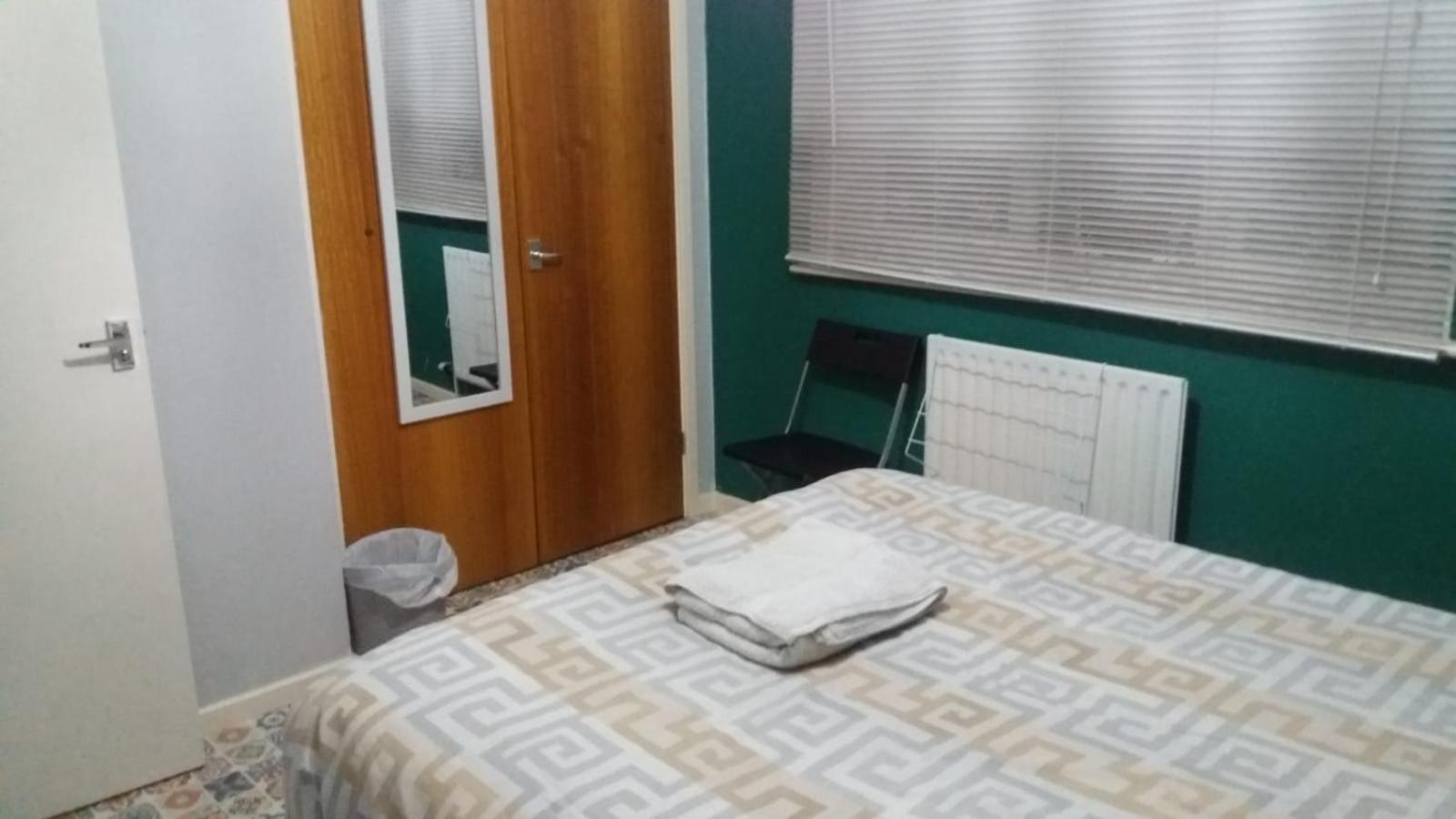 Spacious Double Room Located Within Walking Distance To Seaside And Town Dover Kültér fotó